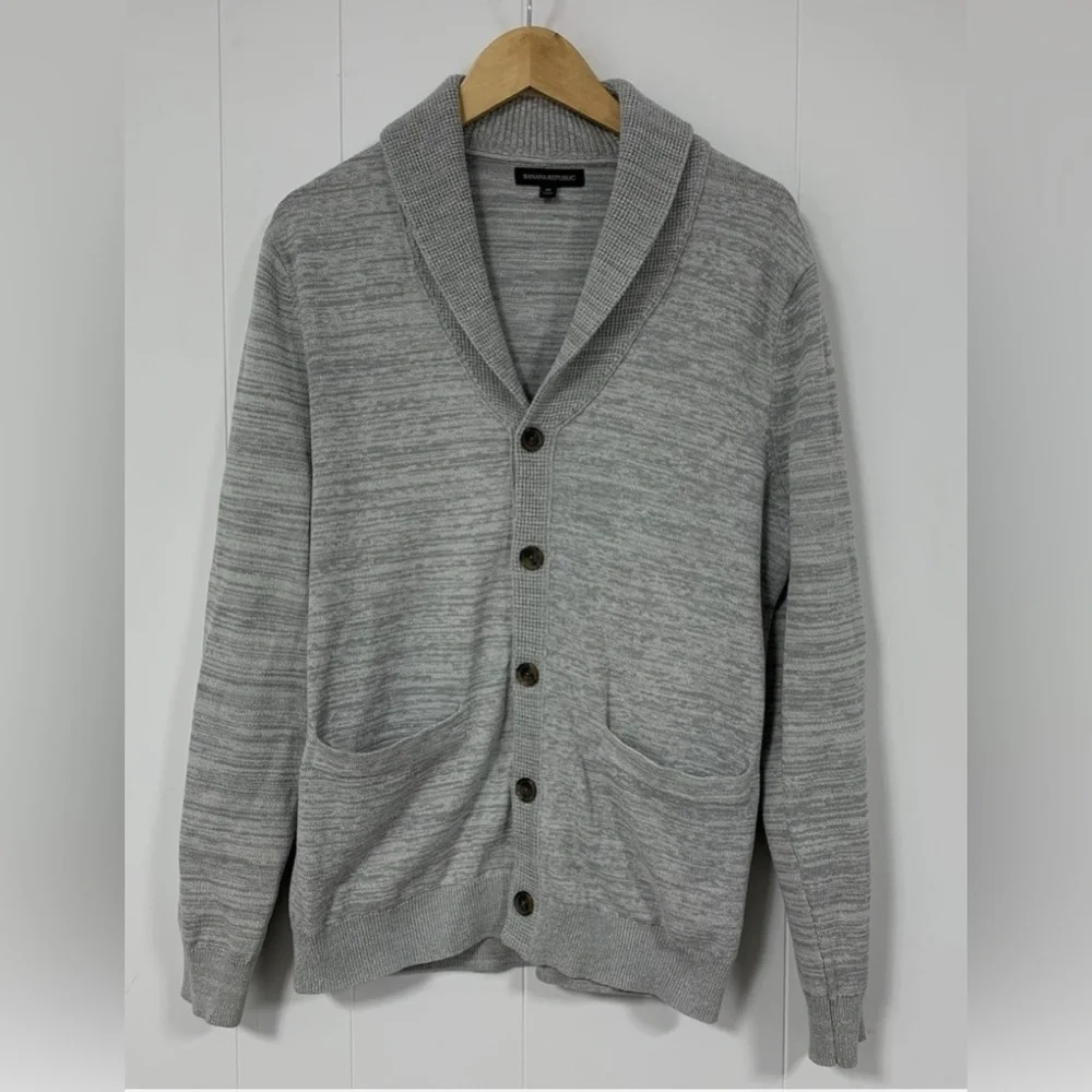 NWT Banana Republic Cardigan Sweater Men’s Large Gray Shawl Neck Button Up